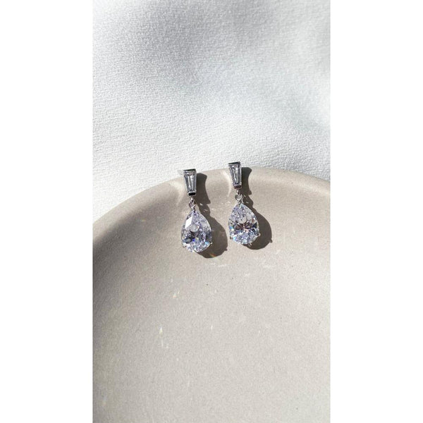 Carat London 9ct White Gold Drop Earrings