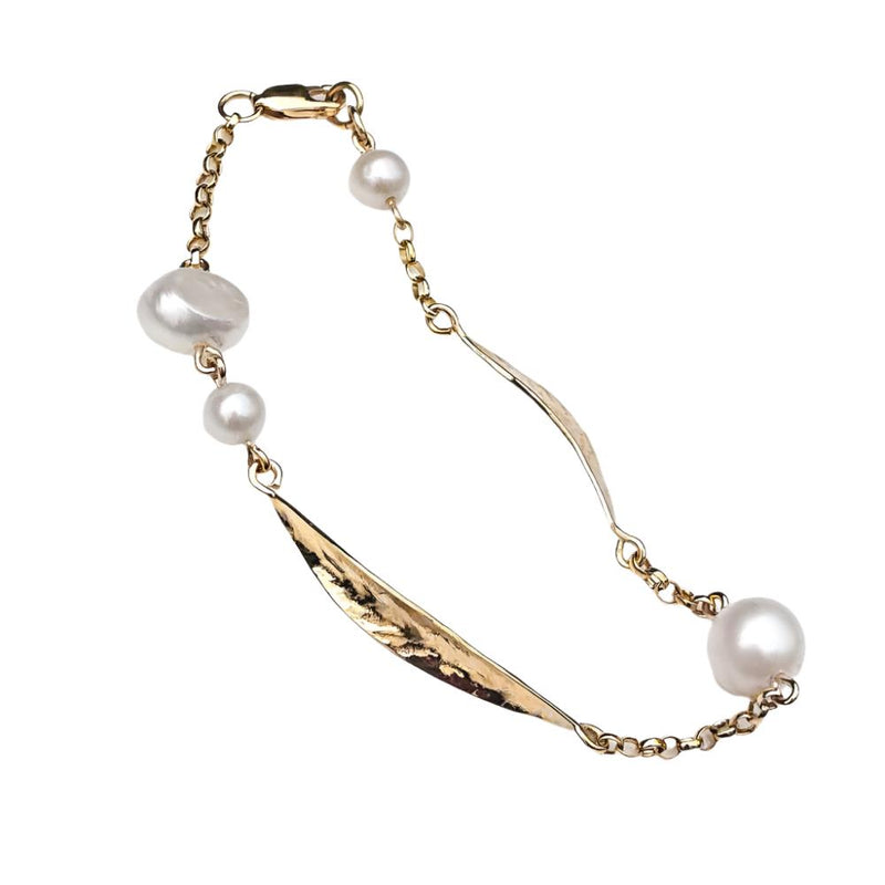 Martina Hamilton Leaf and Pearl 9ct Gold Bracelet